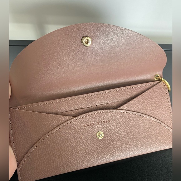 Lark & Ives - Envelope Cross Body Bag (Black and Mulberry) with Strap - Picture 3 of 9